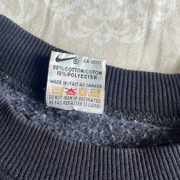 Vintage Nike Crewneck - Picture 4 of 4
